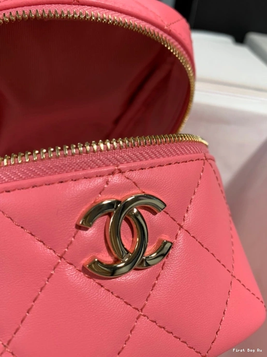 Firstbag Ru WITH CHANELUTCH HANDLE CHANEL 0802